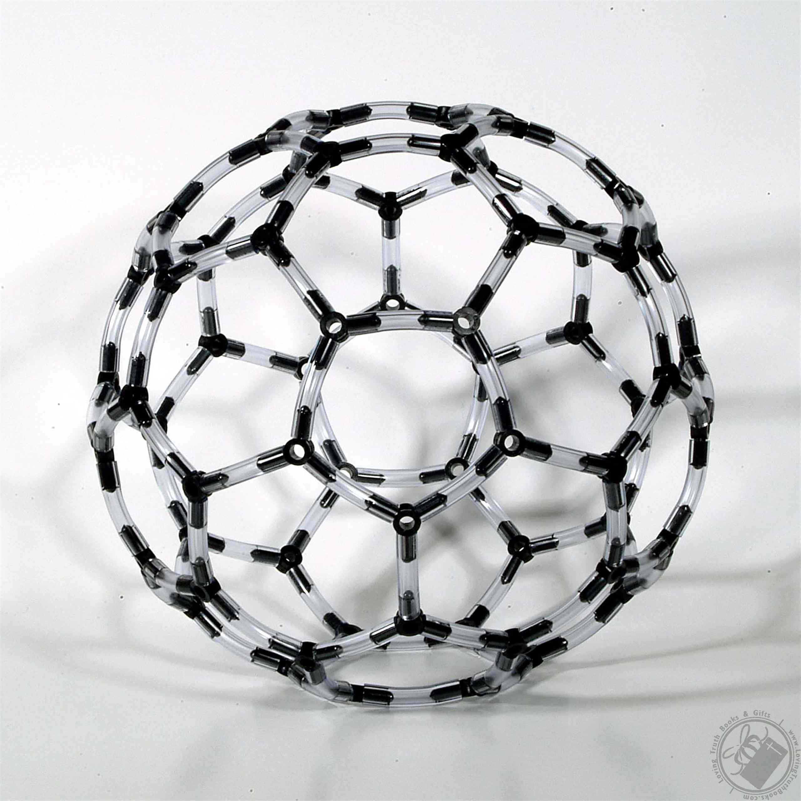 Buckyball C60 Buckminsterfullerene Molecular Model Kit (154 Pcs) by