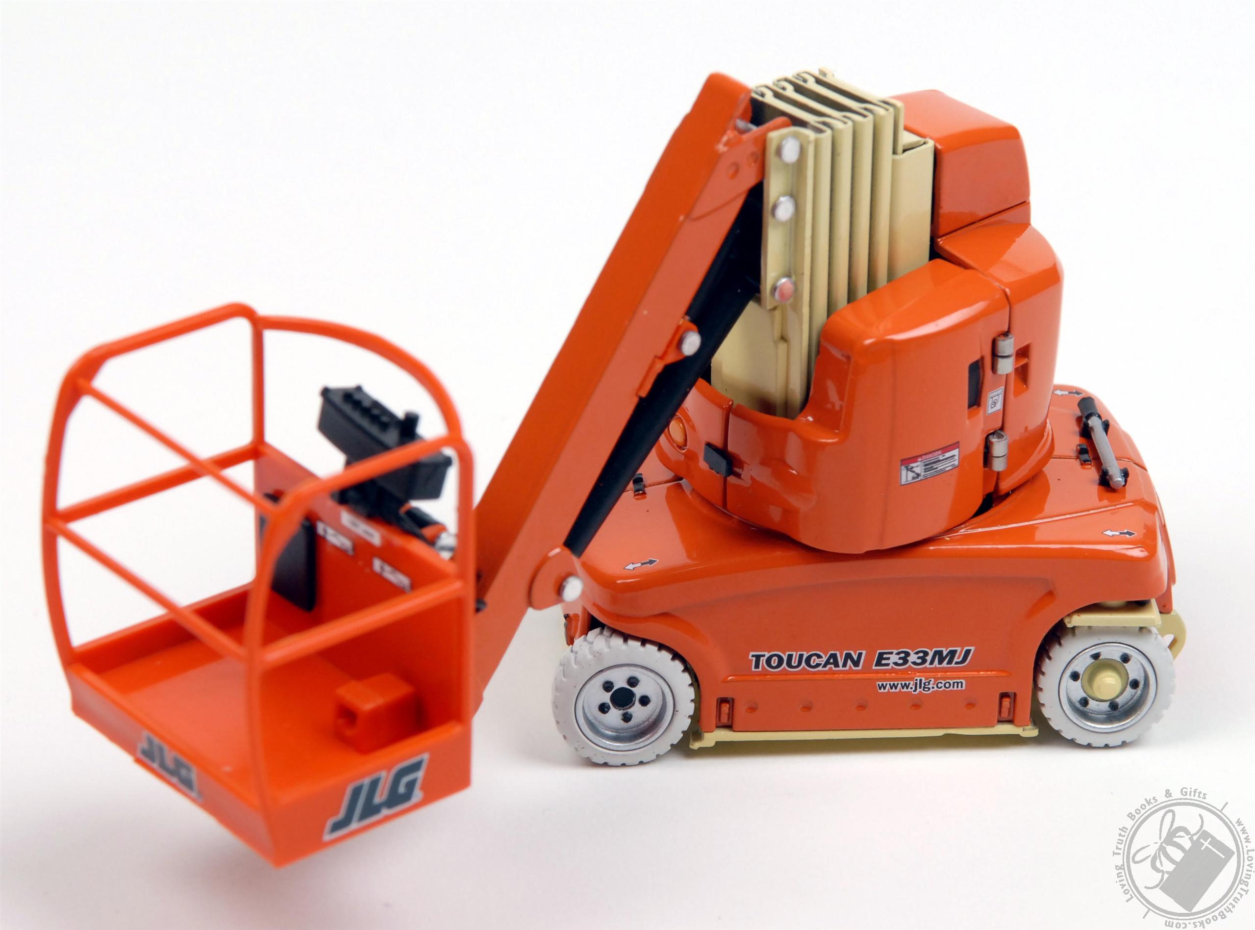jlg-aerial-work-platform-series-toucan-1210-mast-style-boom-lift