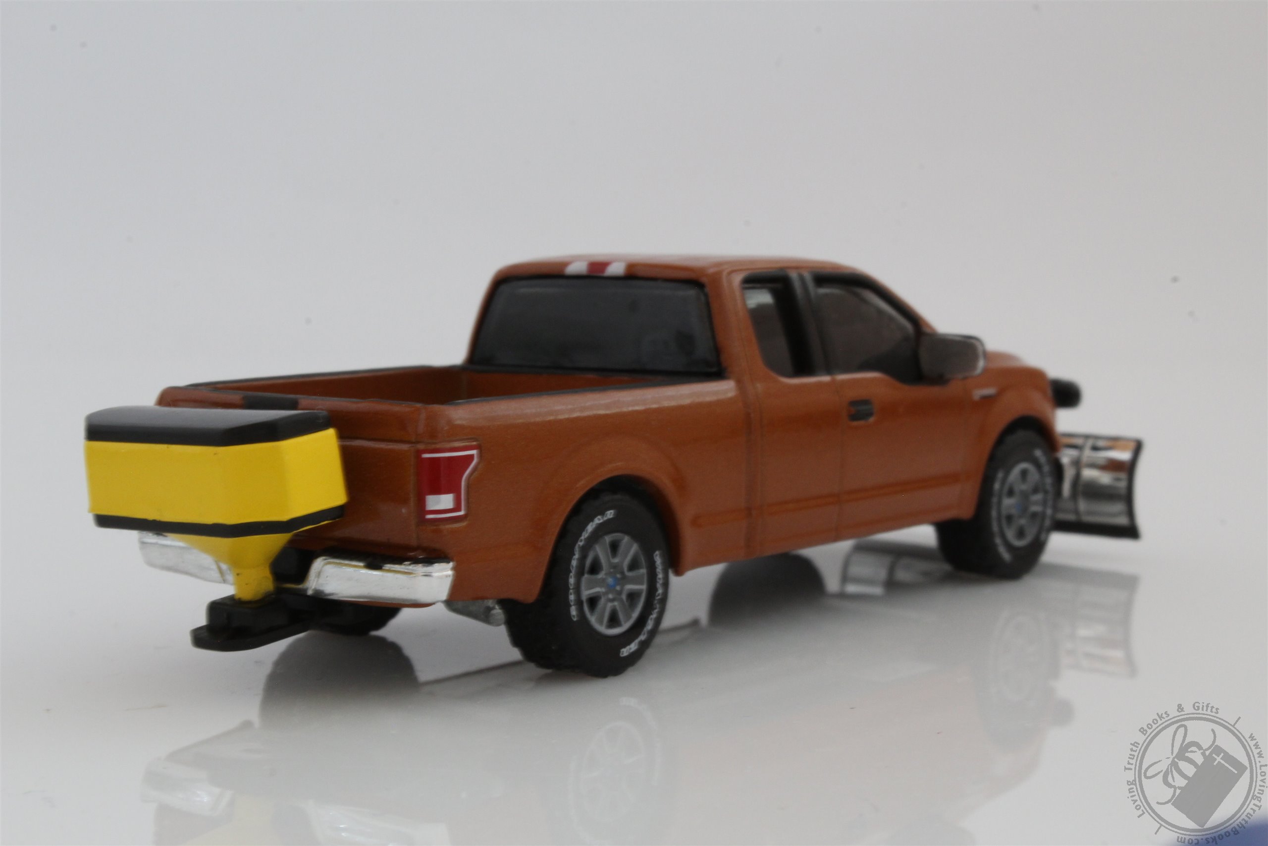 2015 Ford F150 w/ Snow Plow & Salt Spreader 164 Scale Diecast Model