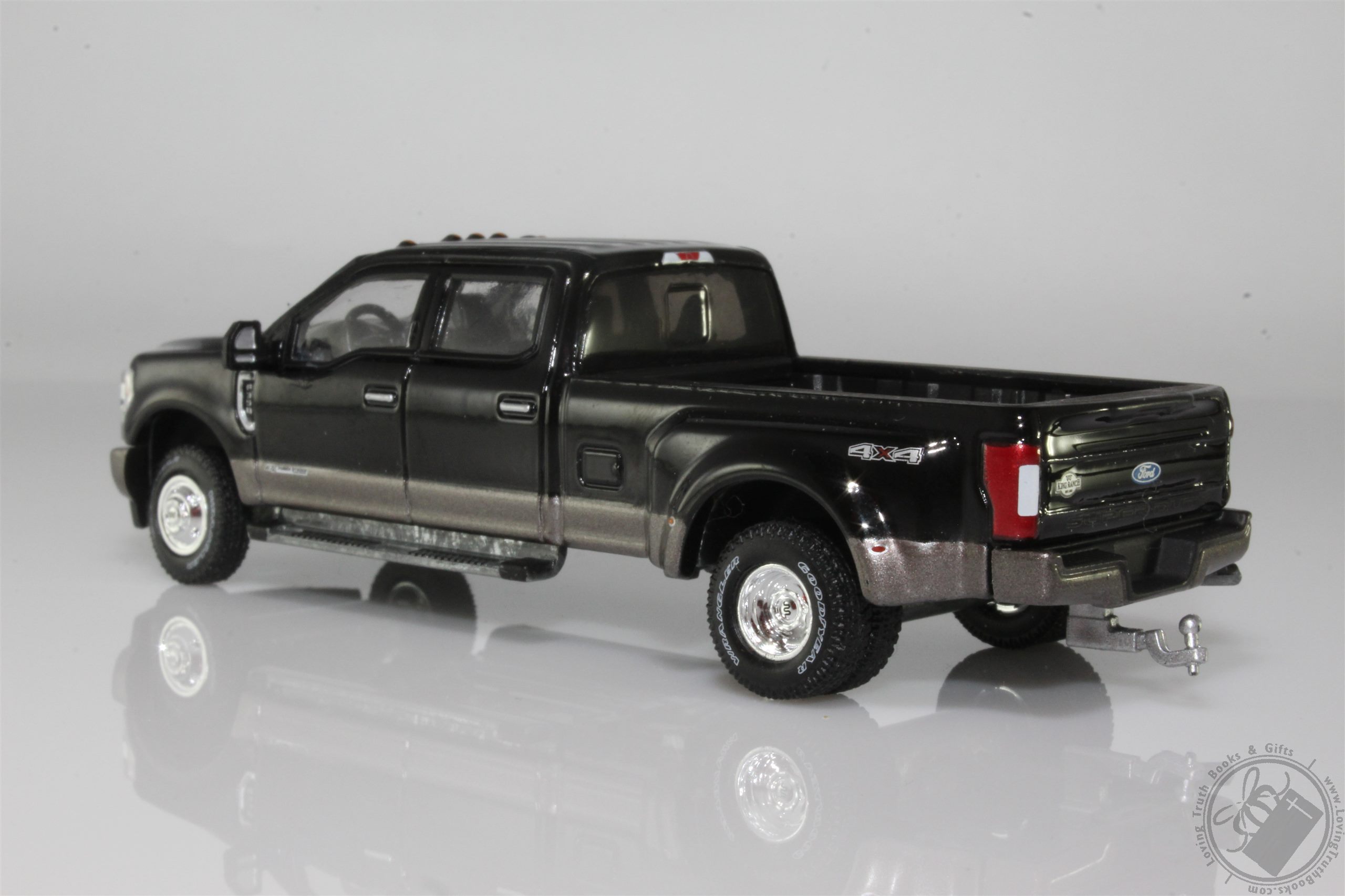 Details about   2019 Ford F-350 Dually King Ranch Pickup Truck 1:64 Scale Diecast Model Black