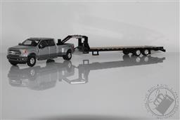2018 Ford F-350 Dually Pickup Truck, With Gooseneck Trailer 1:64 Scale Diecast Model F350 (Silver),Greenlight Collectibles 
