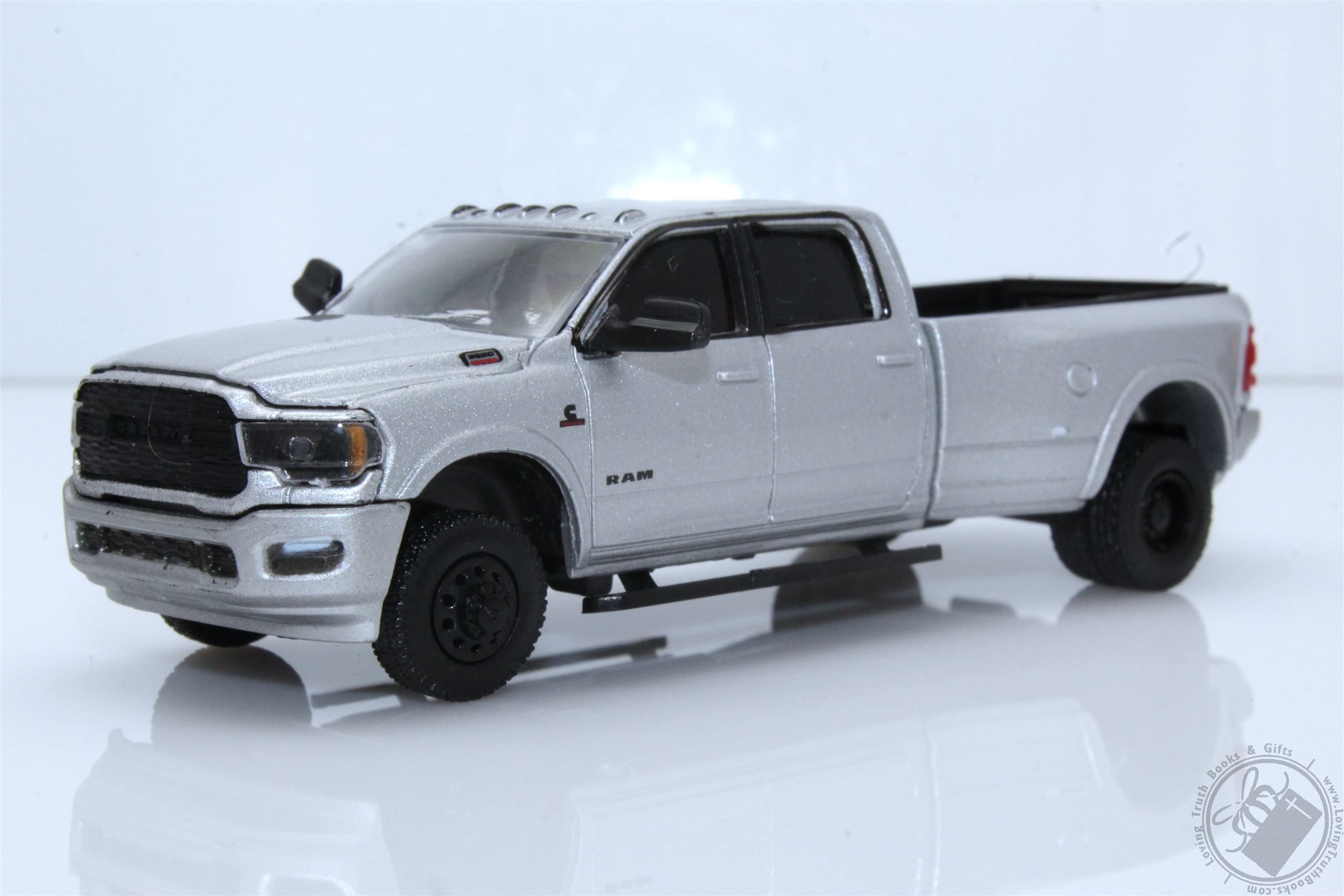 Dually Drivers Series 9 2021 Ram 3500 Dually Limited Night Edition