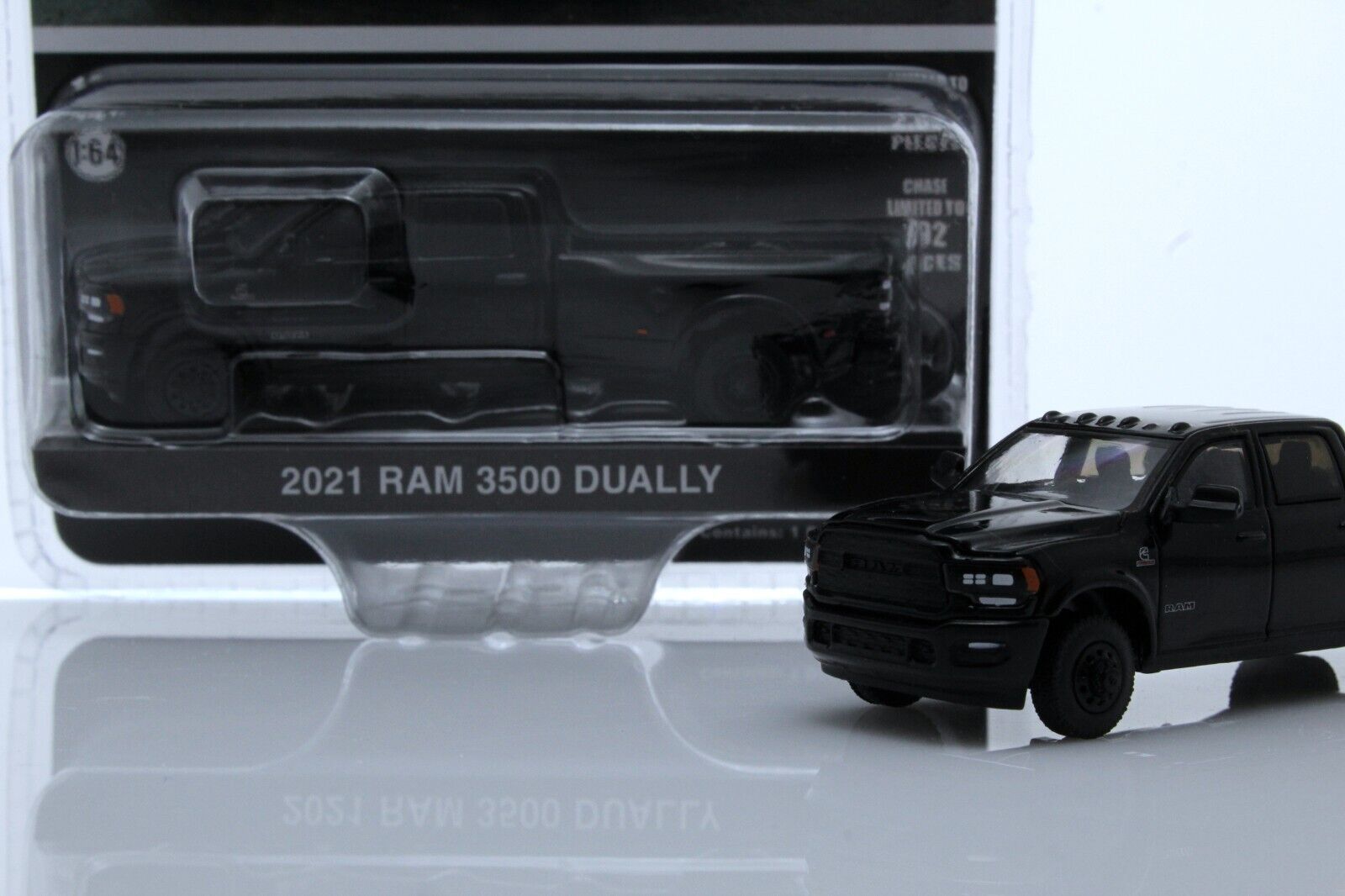 Greenlight 1/64 2021 Dodge Ram Dually Pick-up Truck Limited Night Edition  51472