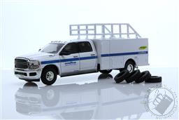 Dually Drivers Series 12 - 2021 Ram 3500 Dually Tire Service Truck - Goodyear Commercial Tire & Service Centers,Greenlight Collectibles