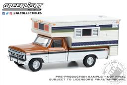 1976 Ford F-250 Camper Special with Large Camper - Nectarine Poly and Wimbledon White Deluxe Tu-Tone (Hobby Exclusive),Greenlight Collectibles