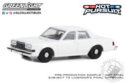 Hot Pursuit - 1980-89 Dodge Diplomat - White (Hobby Exclusive),Greenlight Collectibles