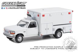 First Responders - 1992 Ford F-350 Ambulance - White (Hobby Exclusive),Greenlight Collectibles