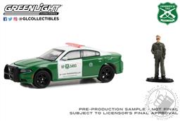 PREORDER 2018 Dodge Charger Pursuit - Carabineros de Chile with Carabineros de Chile Police Figure (Hobby Exclusive) (AVAILABLE JUL-AUG 2023),Greenlight Collectibles