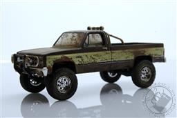 Fall Guy Stuntman Association - 1982 GMC K-2500 Sierra Grande Wideside (Dirty Version),Greenlight Collectibles